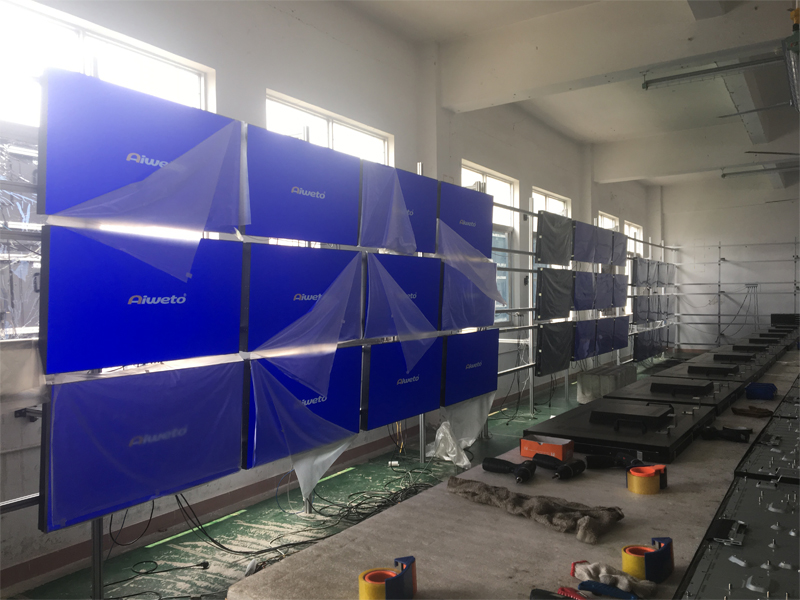 武漢加油！中國(guó)加油！湖北客戶(hù)該如何買(mǎi)到有質(zhì)量保障的液晶拼接屏廠家產(chǎn)品？